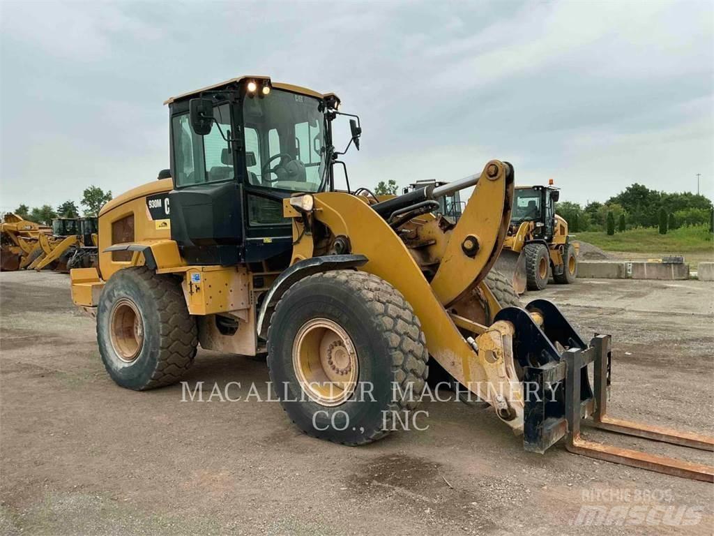 CAT 930M Wielladers