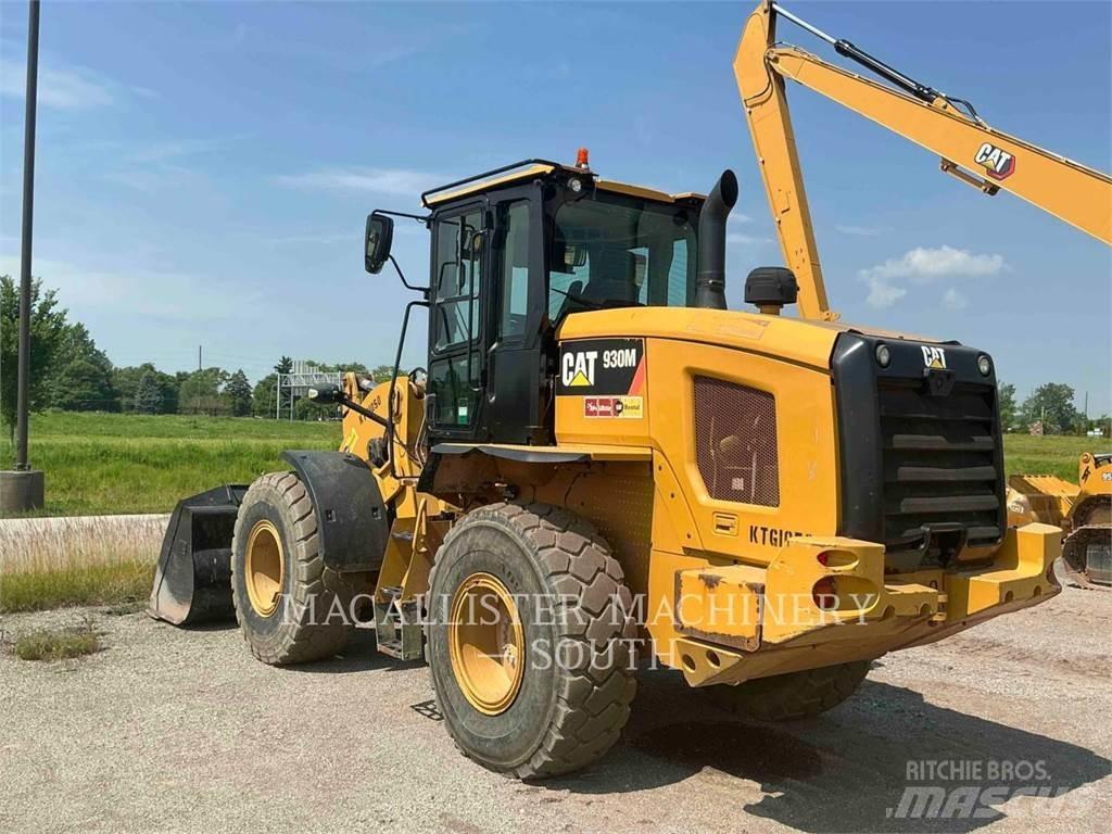 CAT 930M Wielladers