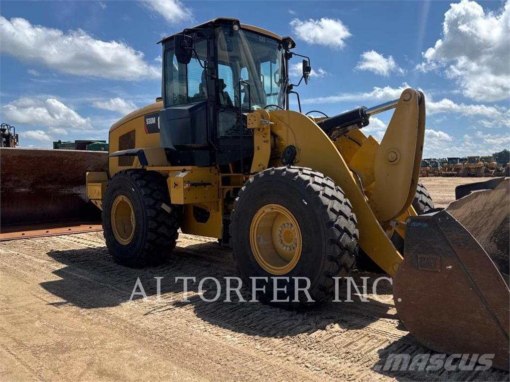 CAT 930M Wielladers