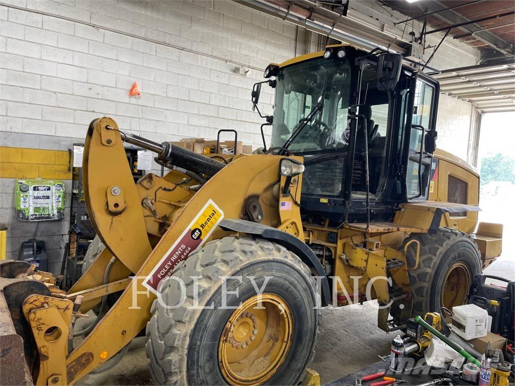 CAT 930M Wielladers