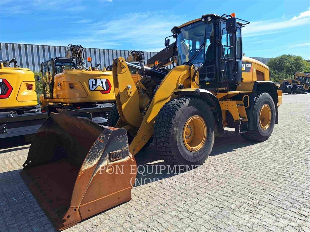 CAT 930M Wielladers