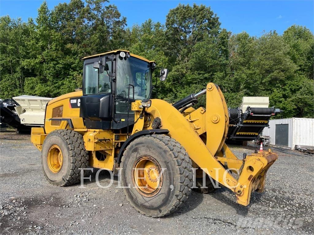 CAT 930M Wielladers