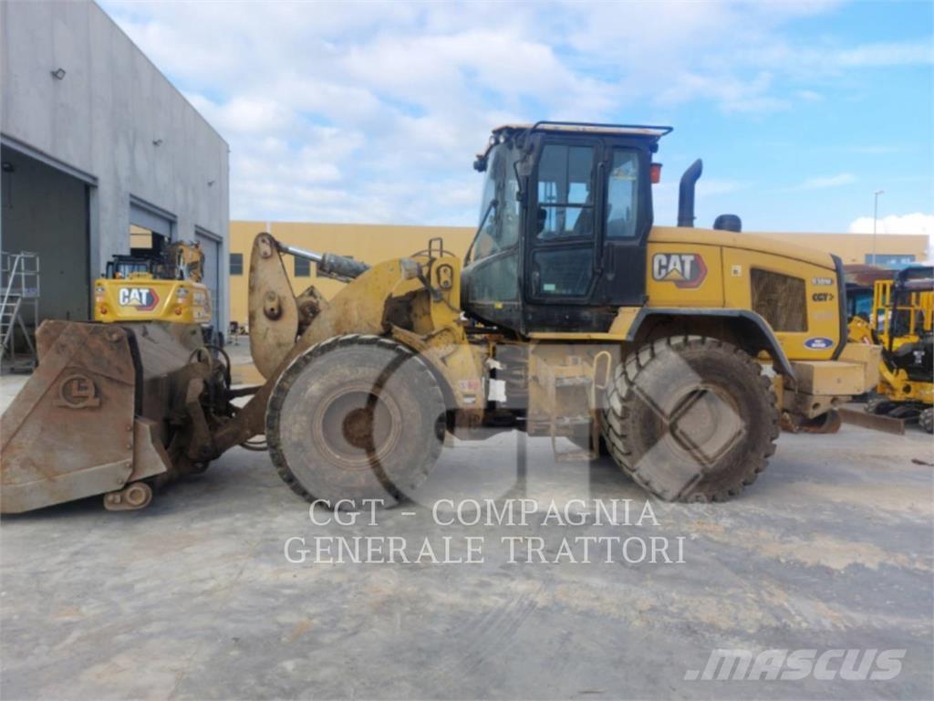 CAT 930M Wielladers