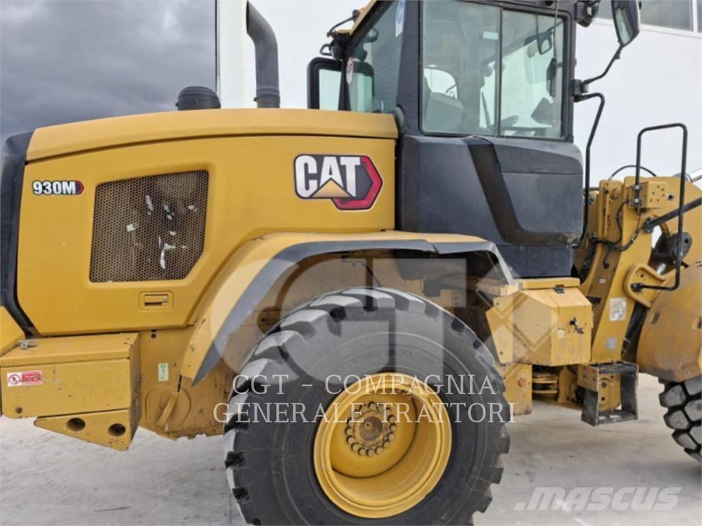 CAT 930M Wielladers