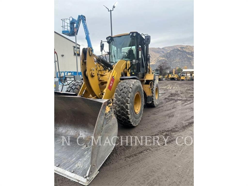 CAT 930M Wielladers