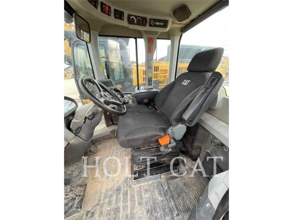 CAT 938M Wielladers