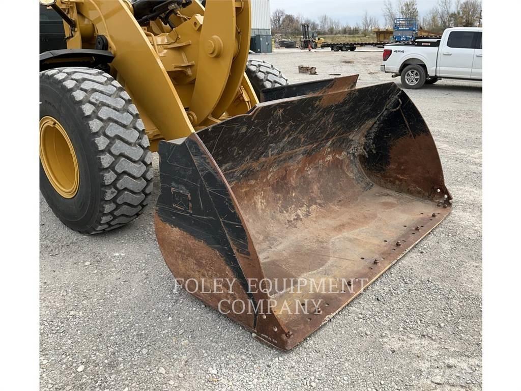 CAT 938M Wielladers