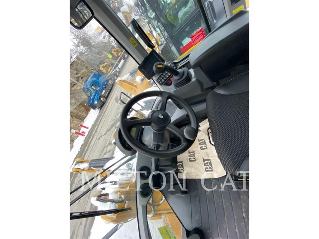 CAT 938M Wielladers