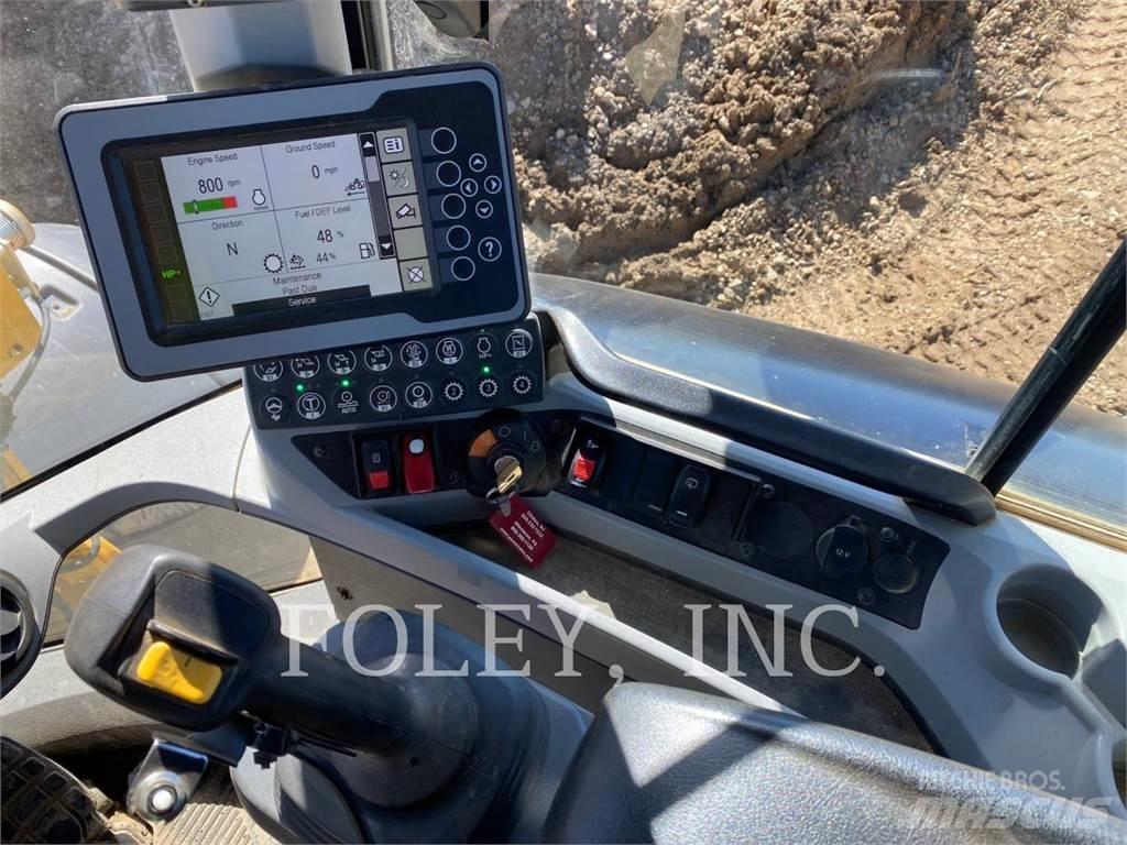 CAT 938M Wielladers