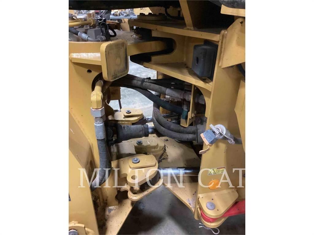 CAT 938M Wielladers