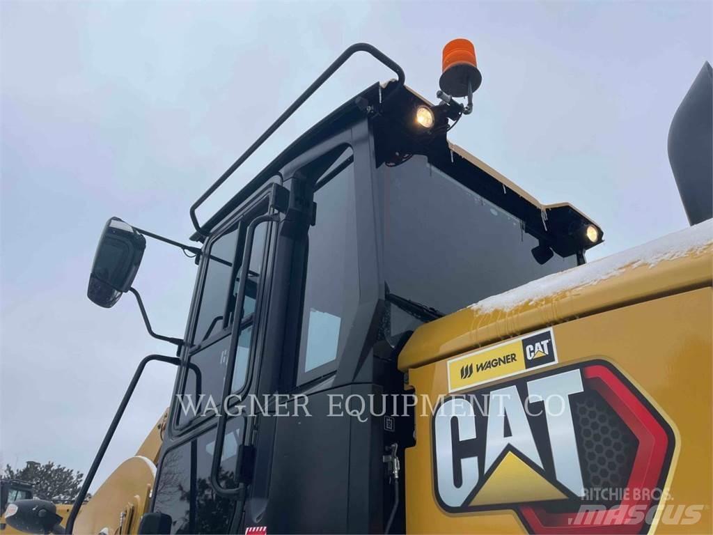 CAT 938M Wielladers