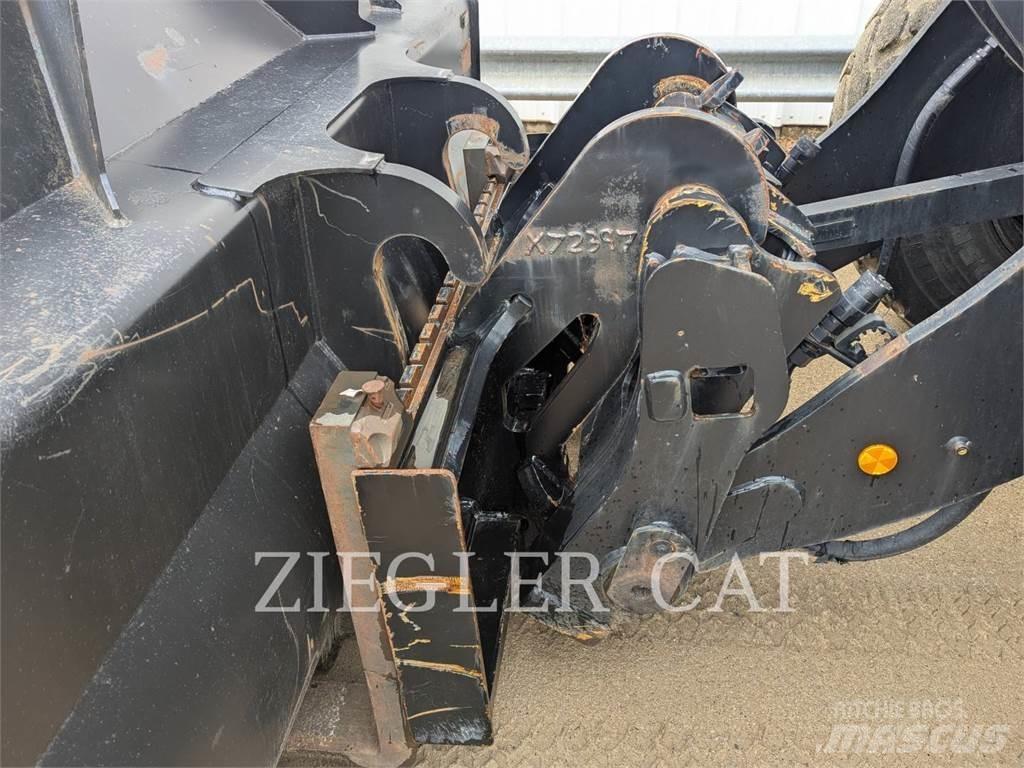 CAT 938M Wielladers