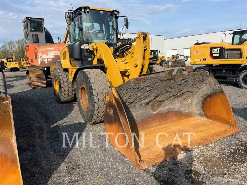 CAT 938M 2V Wielladers