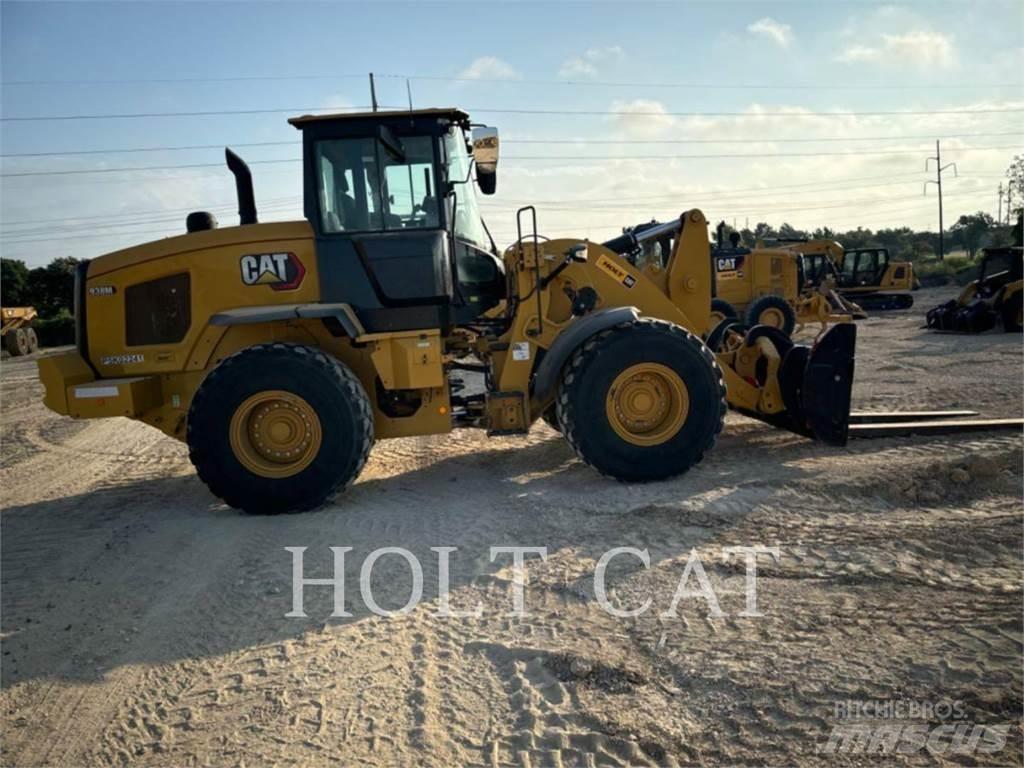 CAT 938M QC Wielladers