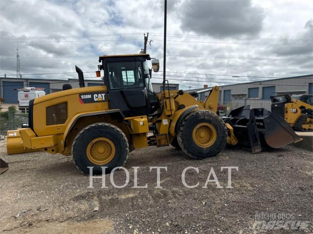 CAT 938M QC Wielladers
