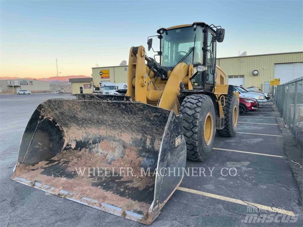 CAT 938M QC Wielladers