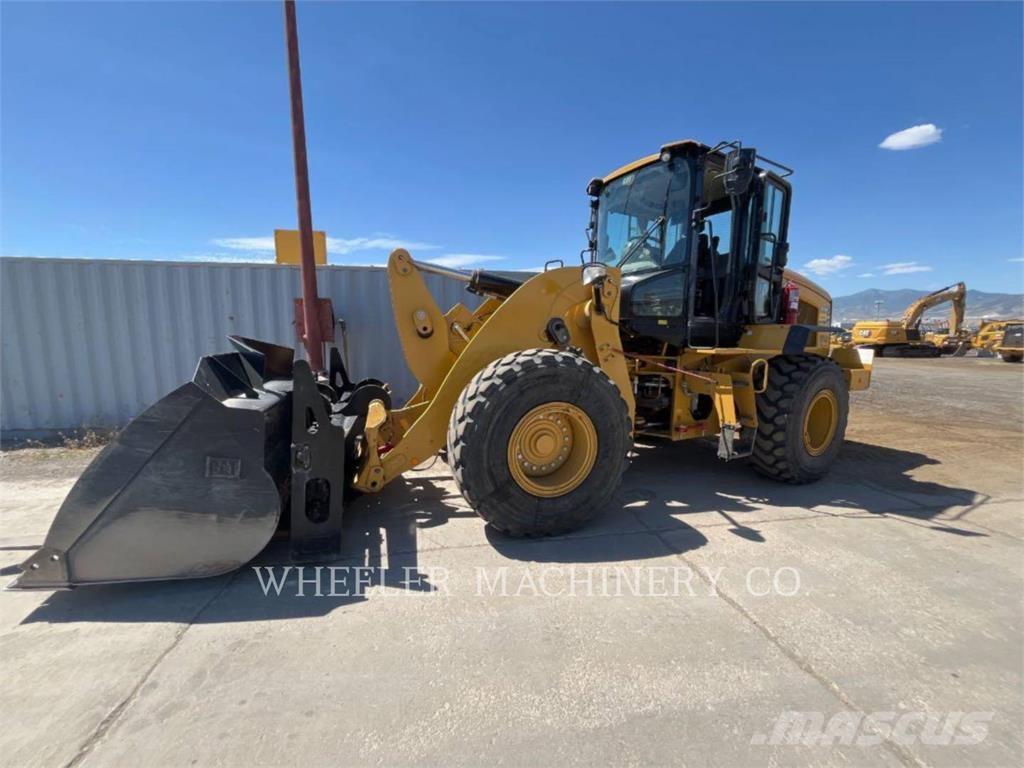 CAT 938M QC Wielladers