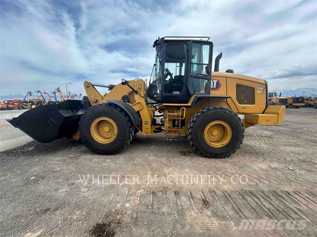 CAT 938M QC 3V Wielladers