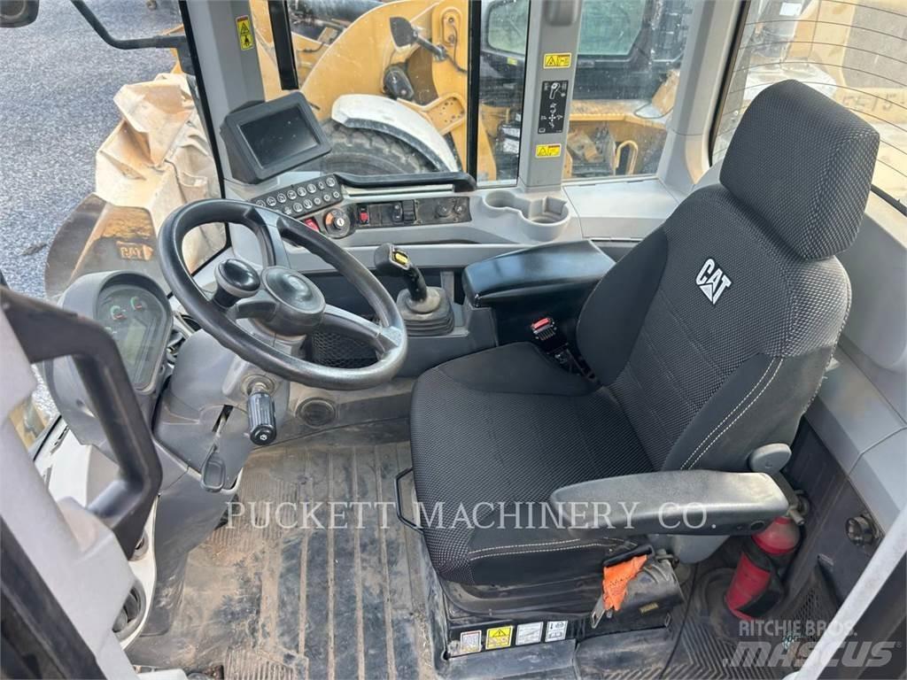 CAT 938M3V28QC Wielladers