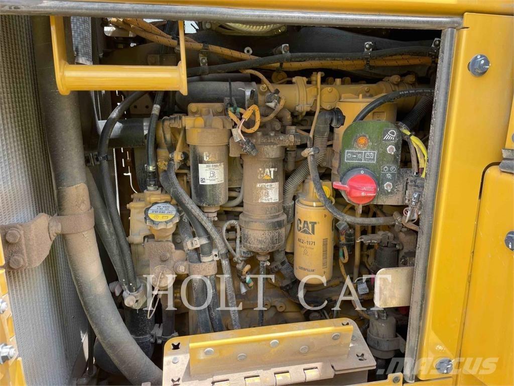 CAT 953 QC Rupsladers