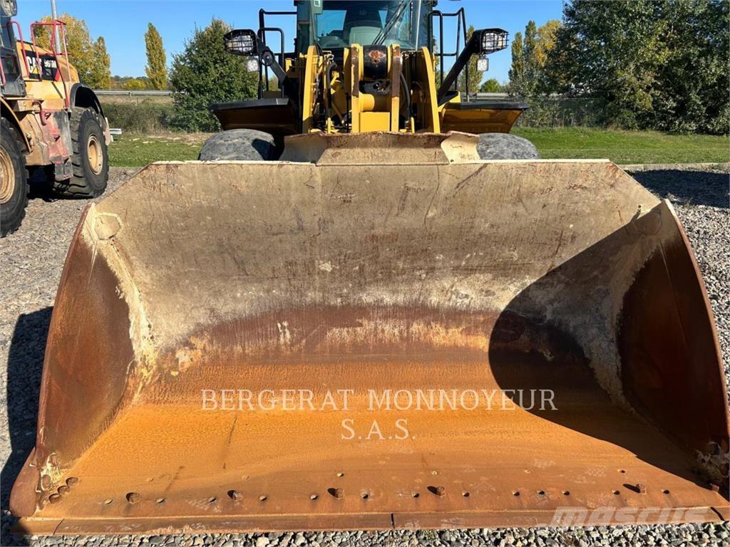 CAT 962M Wielladers