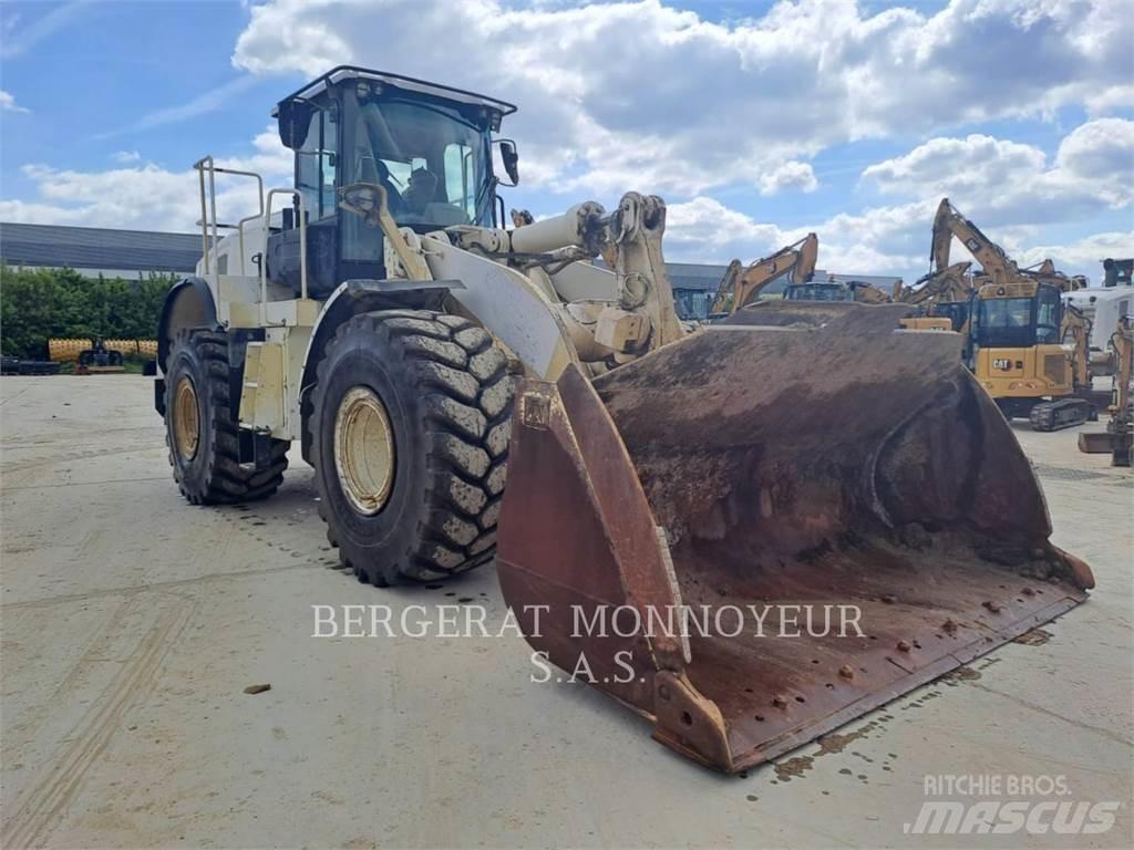 CAT 966M Wielladers