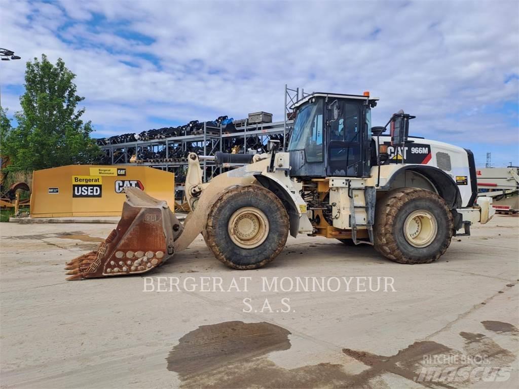 CAT 966M Wielladers