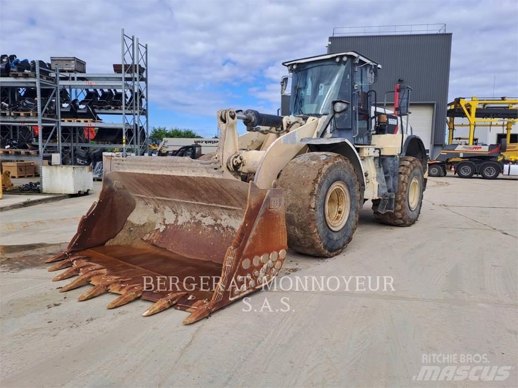 CAT 966M Wielladers