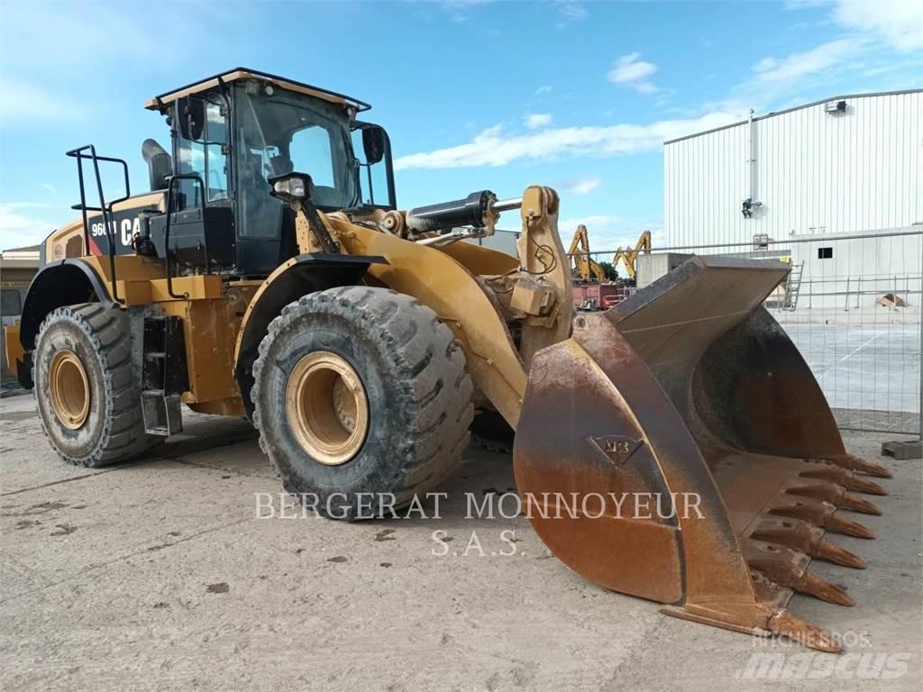 CAT 966M Wielladers
