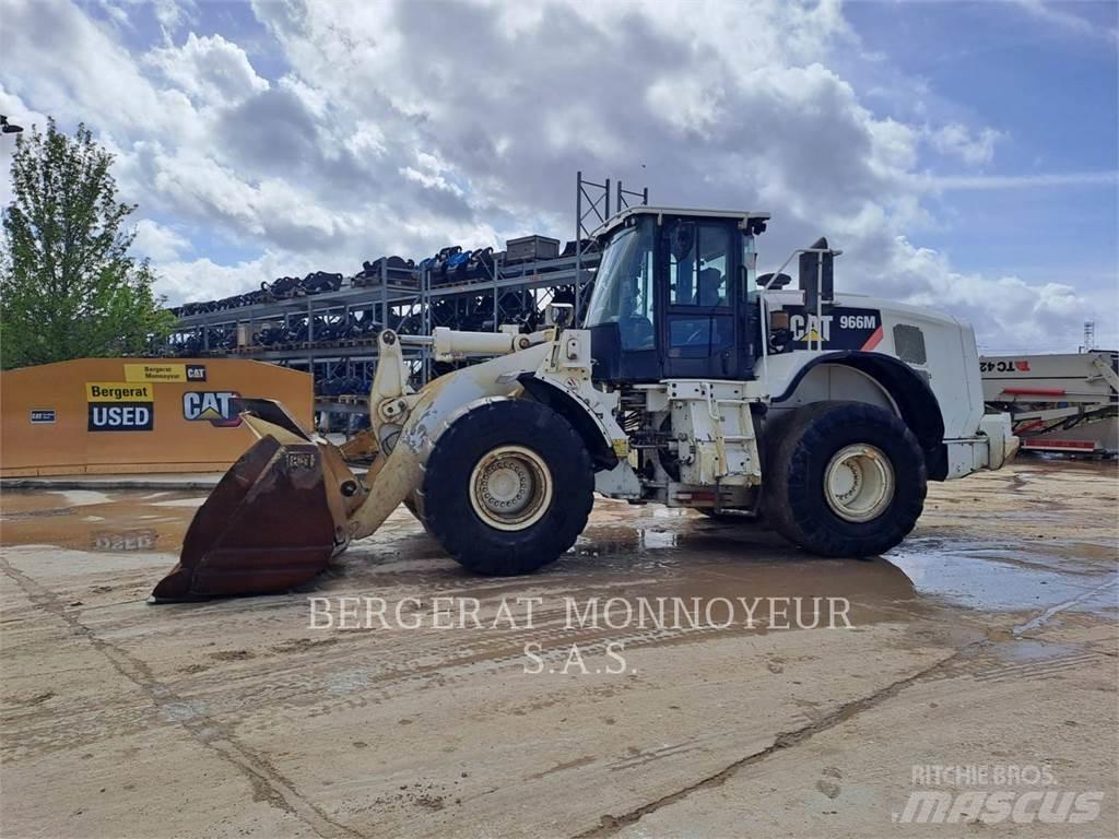 CAT 966M Wielladers