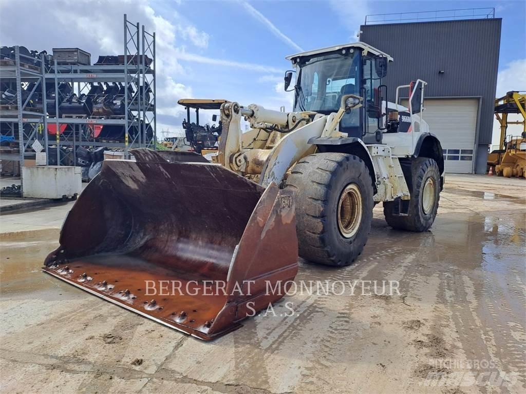 CAT 966M Wielladers