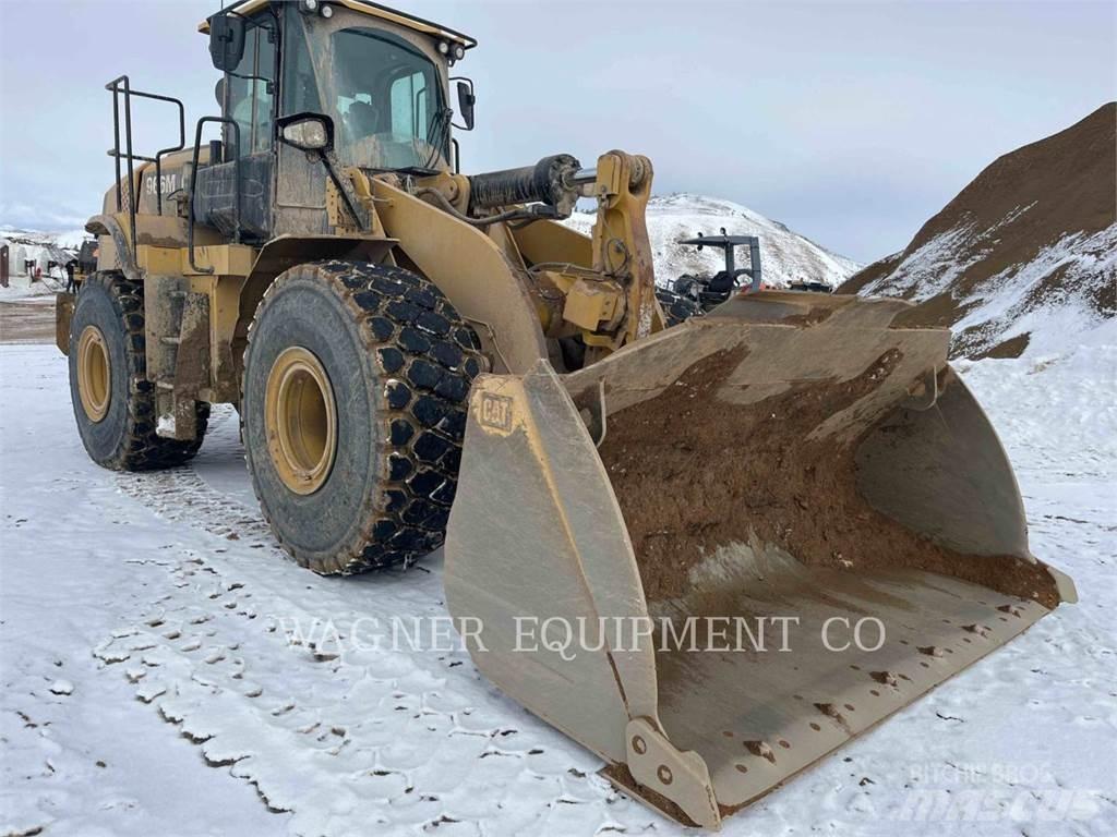 CAT 966M Wielladers