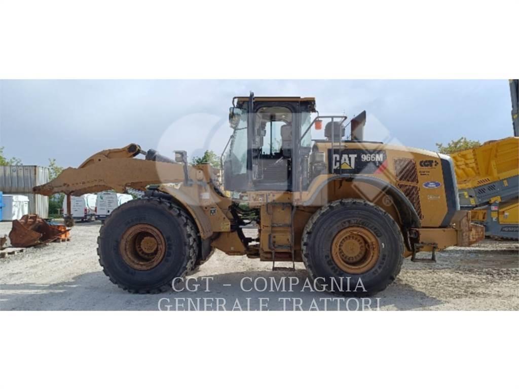 CAT 966M Wielladers