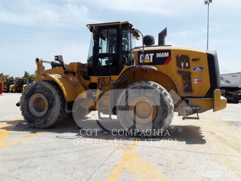 CAT 966M Wielladers