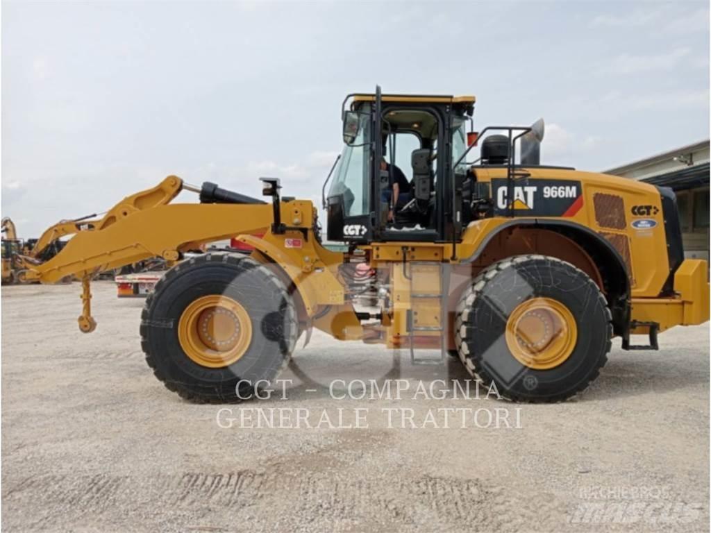 CAT 966M Wielladers