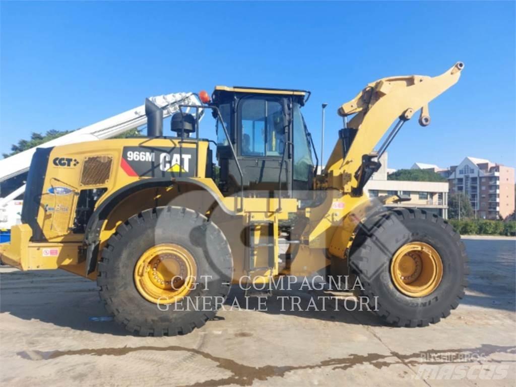 CAT 966M Wielladers