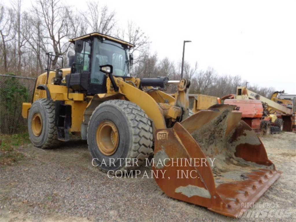 CAT 966M Wielladers