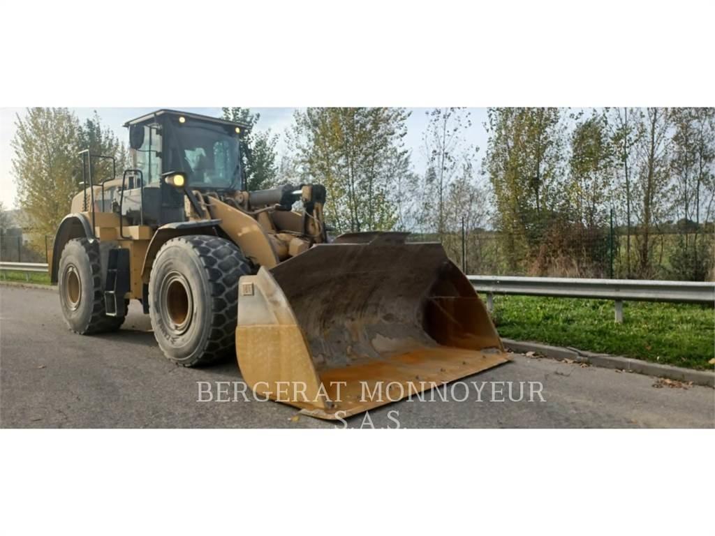 CAT 966M Wielladers
