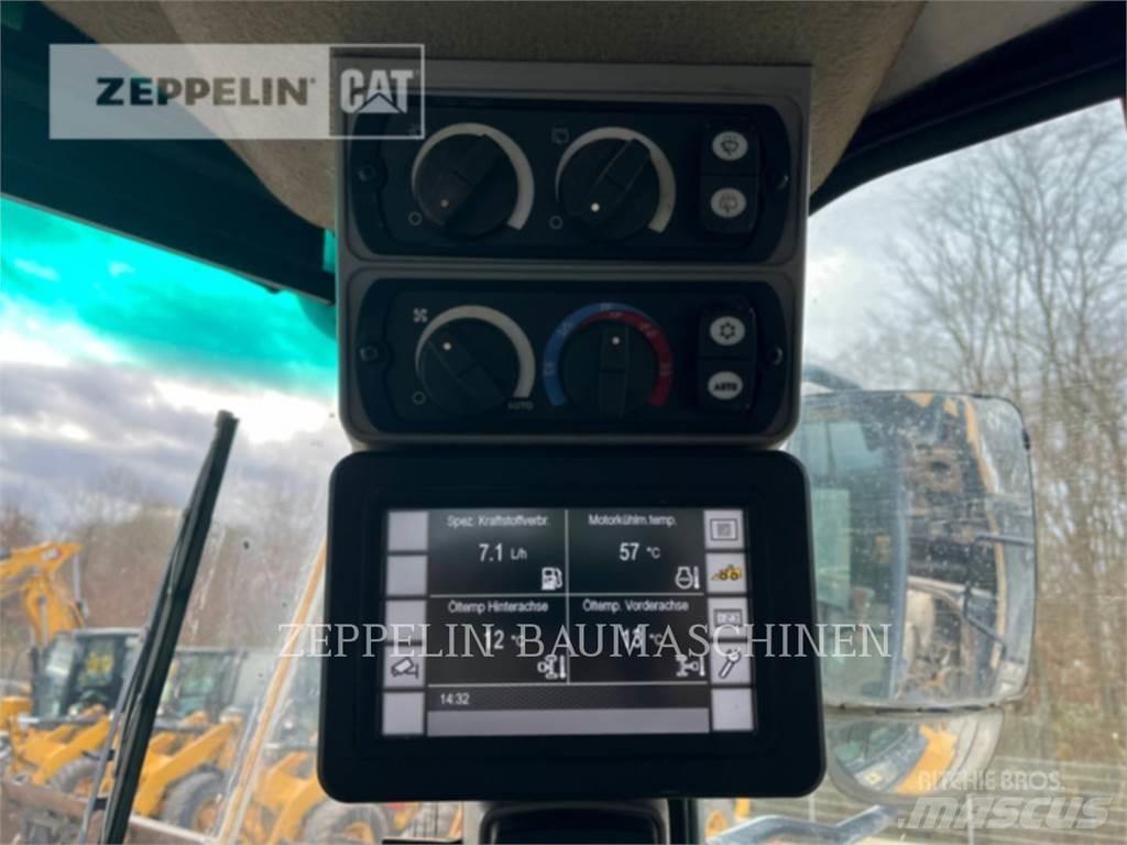 CAT 966M Wielladers