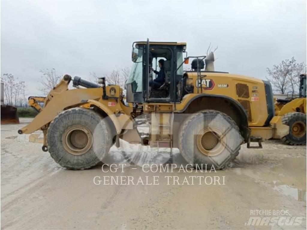 CAT 966M Wielladers