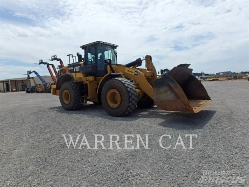 CAT 966M Wielladers