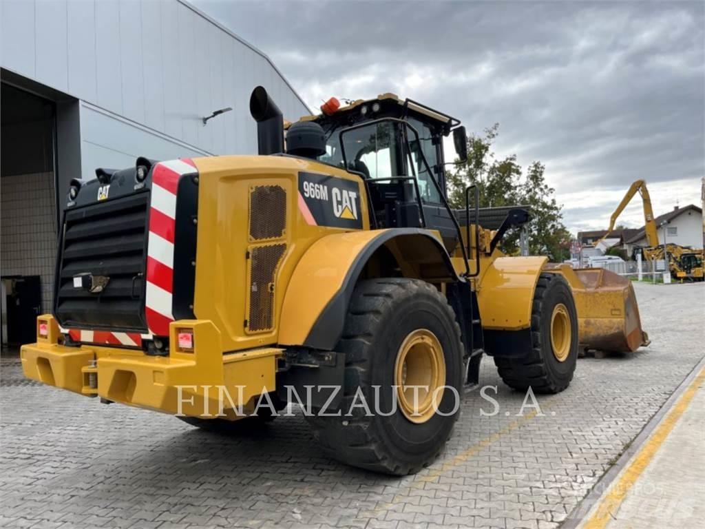 CAT 966M Wielladers