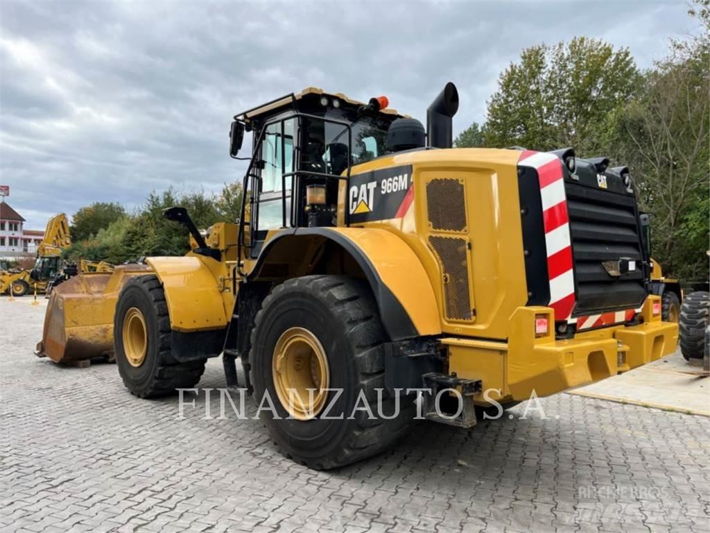 CAT 966M Wielladers