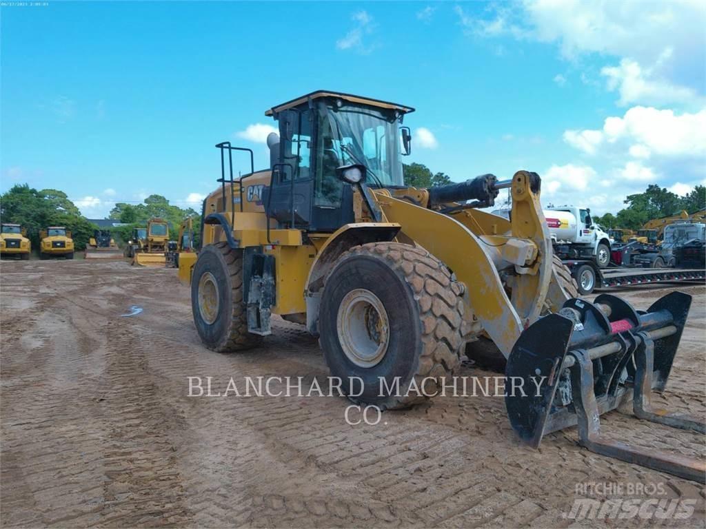 CAT 966M Wielladers