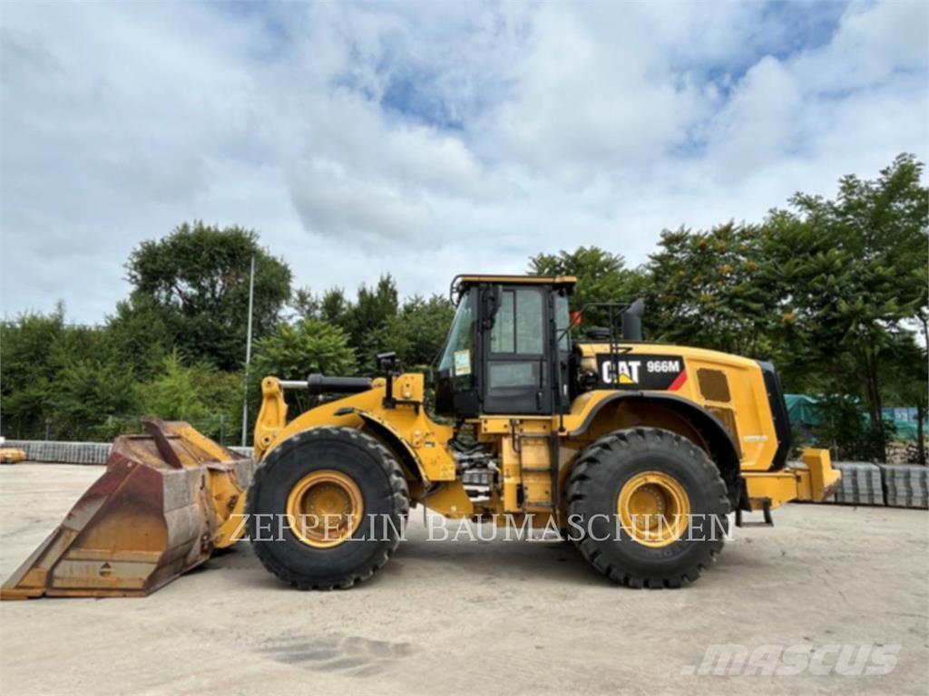 CAT 966M Wielladers