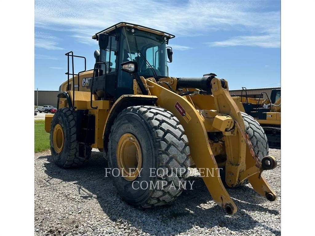 CAT 966M Wielladers
