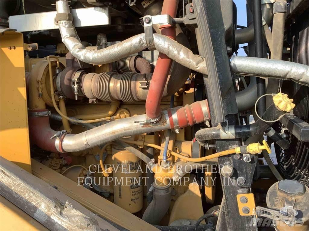 CAT 966M XE Wielladers
