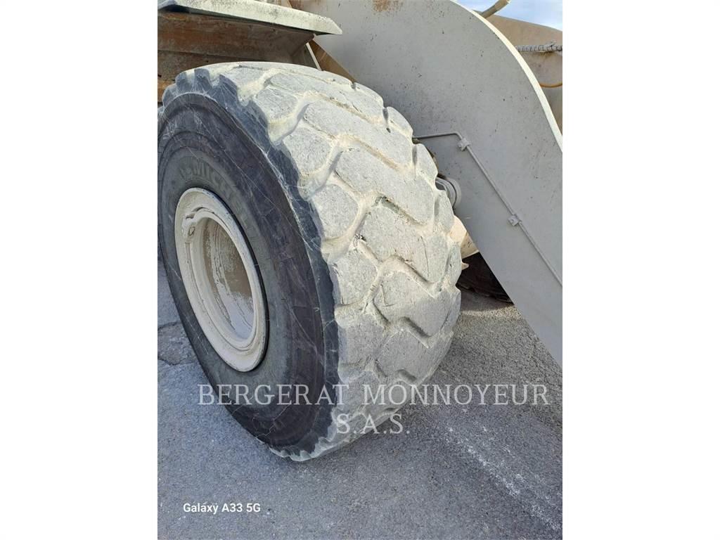 CAT 972K Wielladers