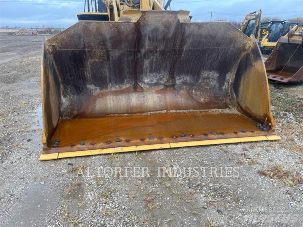 CAT 972M Wielladers
