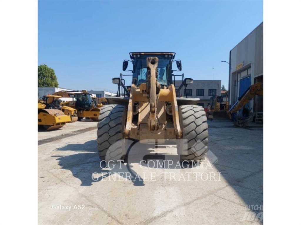 CAT 972M Wielladers